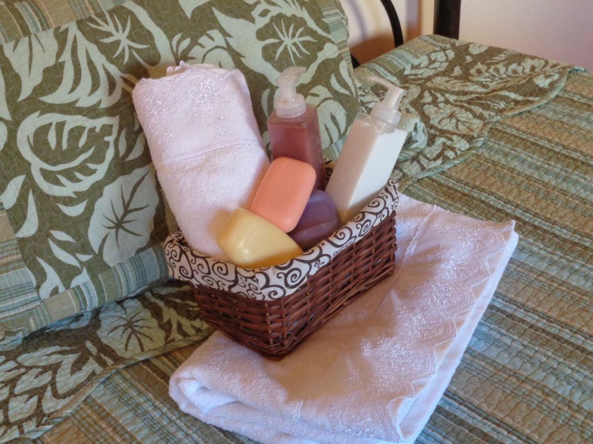 Harry'S Retreat Guest House Klimatia Bagian luar foto